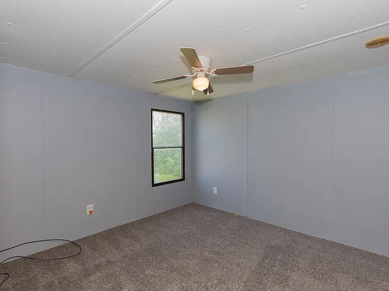 90 Fabric Dr — Photo 13
