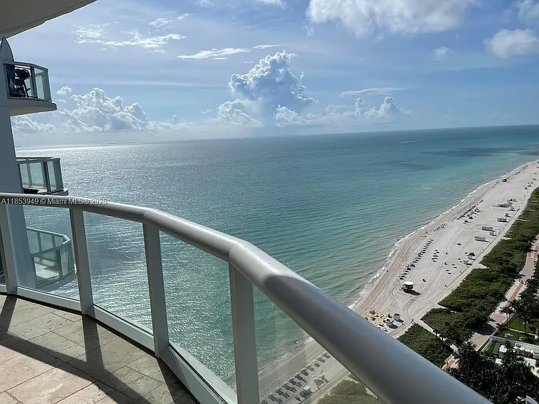 6365 Collins Ave #3404 — Photo 8