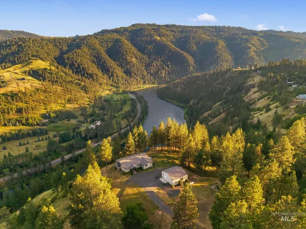 435 River Pointe Ln, Lenore, ID 83541
