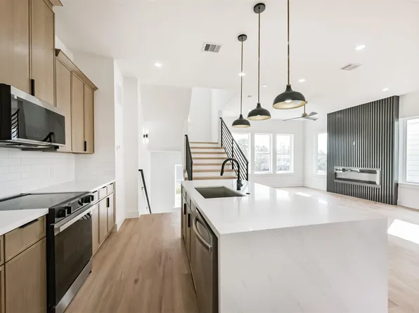 3810 Ennis St, Houston, TX 77004