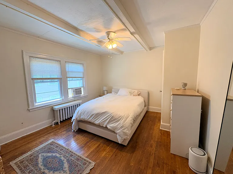 94 Quaker Ln S #2 — Photo 14