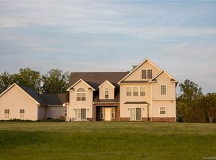 1807 John Shehan Rd, Tryon, NC 28782