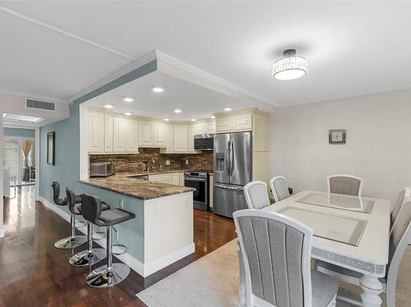 2065 Lyndhurst #2065, Deerfield Beach, FL 33442