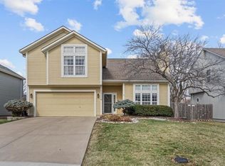 16770 W 156th Ter, Olathe, KS 66062