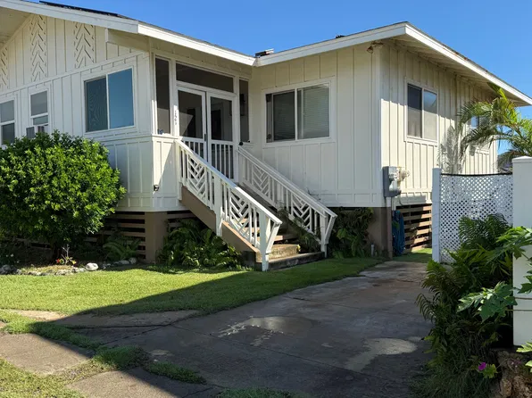 55-121 Poohaili St, Laie, HI 96762