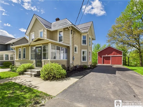 117 Jefferson St, Westfield, NY 14787