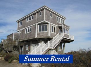 35 Cove St, Mattapoisett, MA 02739
