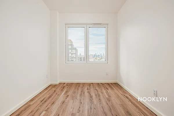 Rented by Nooklyn NYC LLC | media 30