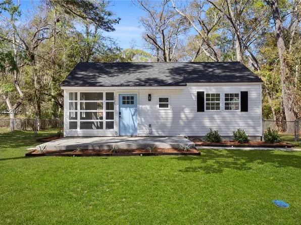 1725 Battery Park Dr, Pt Royal, SC 29935