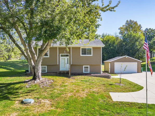 2511 SE 82nd St, Runnells, IA 50237