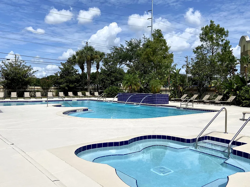 Riverwind at Alafaya Trail