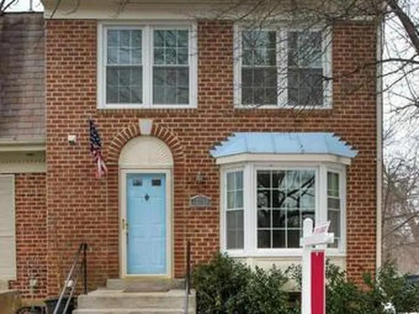 11950 Glen Alden Rd, Fairfax, VA 22030
