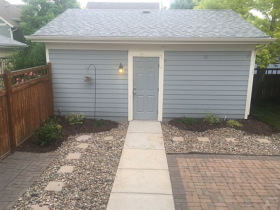 5th image of 9571 E 26th Ave