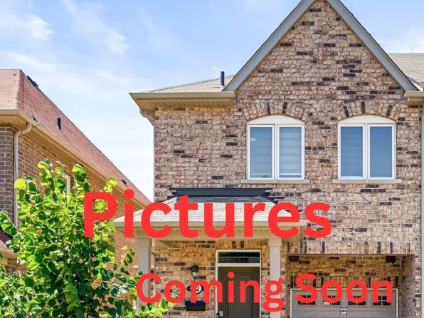 50 Edinburgh Dr #72, Brampton, ON L6Y 1N9