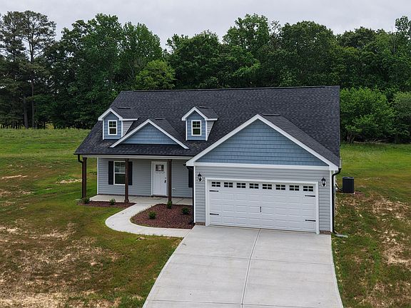 3rd image of 1151 Scarlet Oak Rd