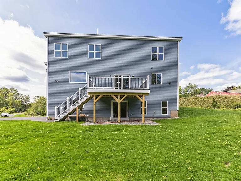 603 South St — Photo 13