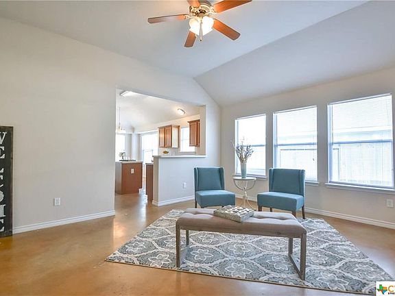 3rd image of 4105 Cambridge Dr