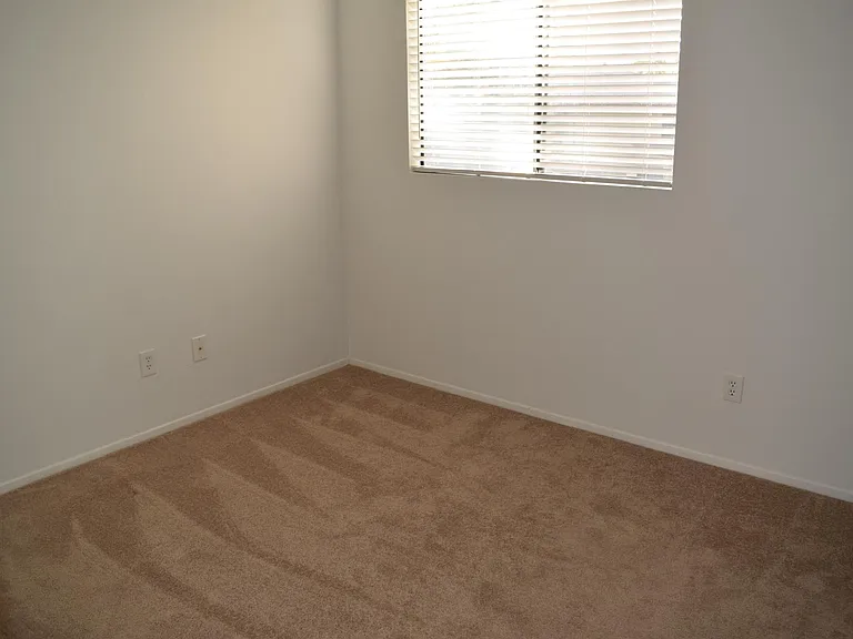 47 Redwood Ct — Photo 14