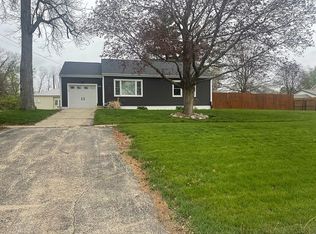 236 E McClure St, Kewanee, IL 61443