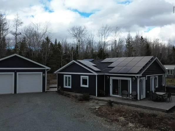 244 Macdonald Rd, East Hants, NS B0N 2H0