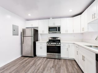 170 N Crescent Dr APT 306, Beverly Hills, CA 90210