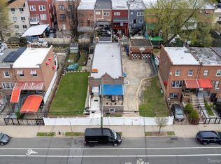 1021 E 213th St, Bronx, NY 10469