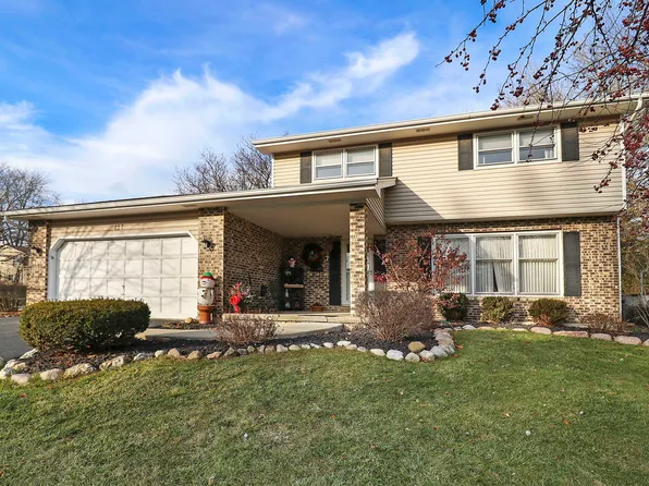 757 Hillside Ave, Antioch, IL 60002