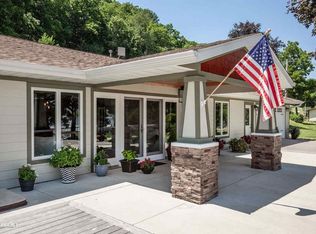 714 Cottage St, Sabula, IA 52070