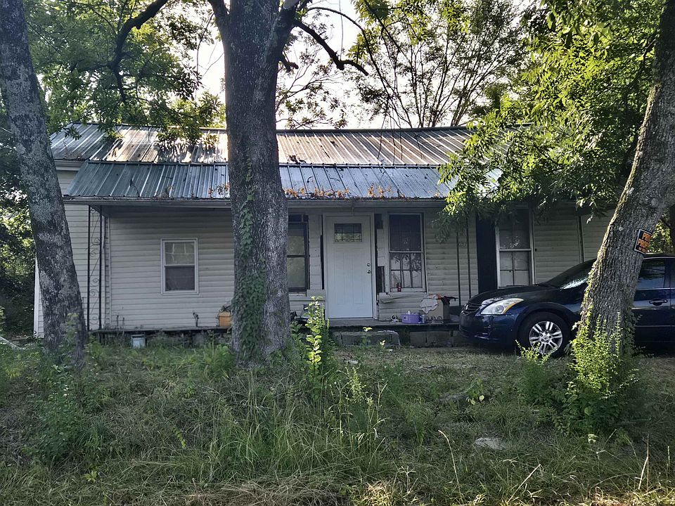1st image of 224 Baptist St