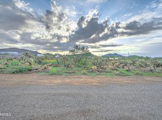 N 6th Ave, New River, AZ 85087