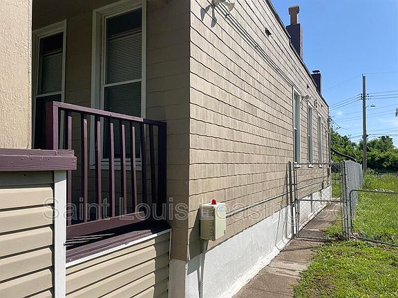 3rd image of 8524 Lowell St