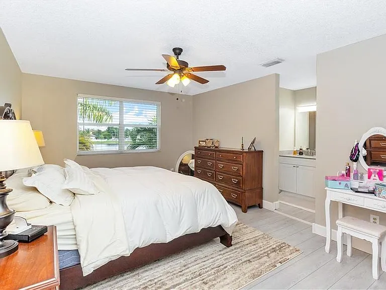 9812 NW 9th Ct — Photo 15
