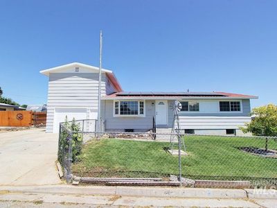 207 Pleasant St, New Plymouth, ID, 83655