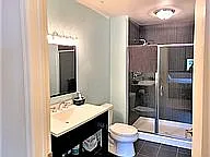 909 Green St #108 — Photo 6