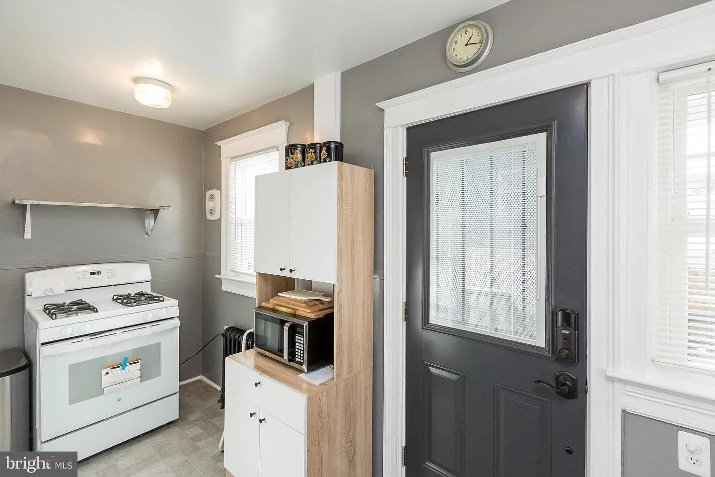 3 bed, 1575 sqft, $4,250 — Photo 4