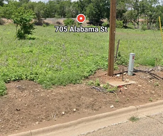 705 Alabama St — Photo 3