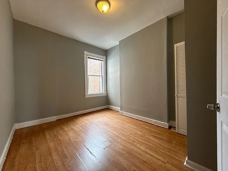 1625 Appleton St — Photo 12