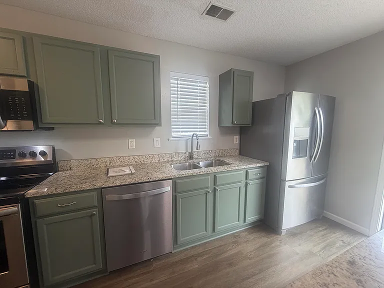 1755 Polaris Dr — Photo 21
