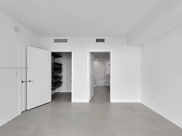 500 Brickell Ave #2700 — Photo 15