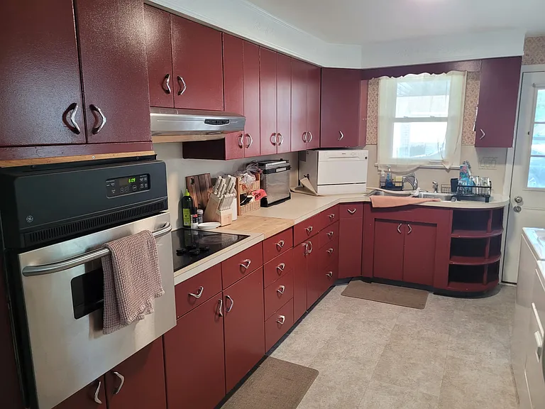 115 Whelen Ave #1 — Photo 10