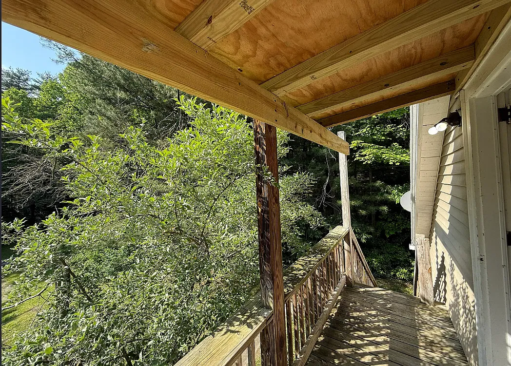 1 bed, 950 sqft, $1,400 — Photo 3
