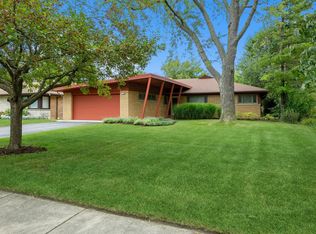 6625 N Kenton Ave, Lincolnwood, IL