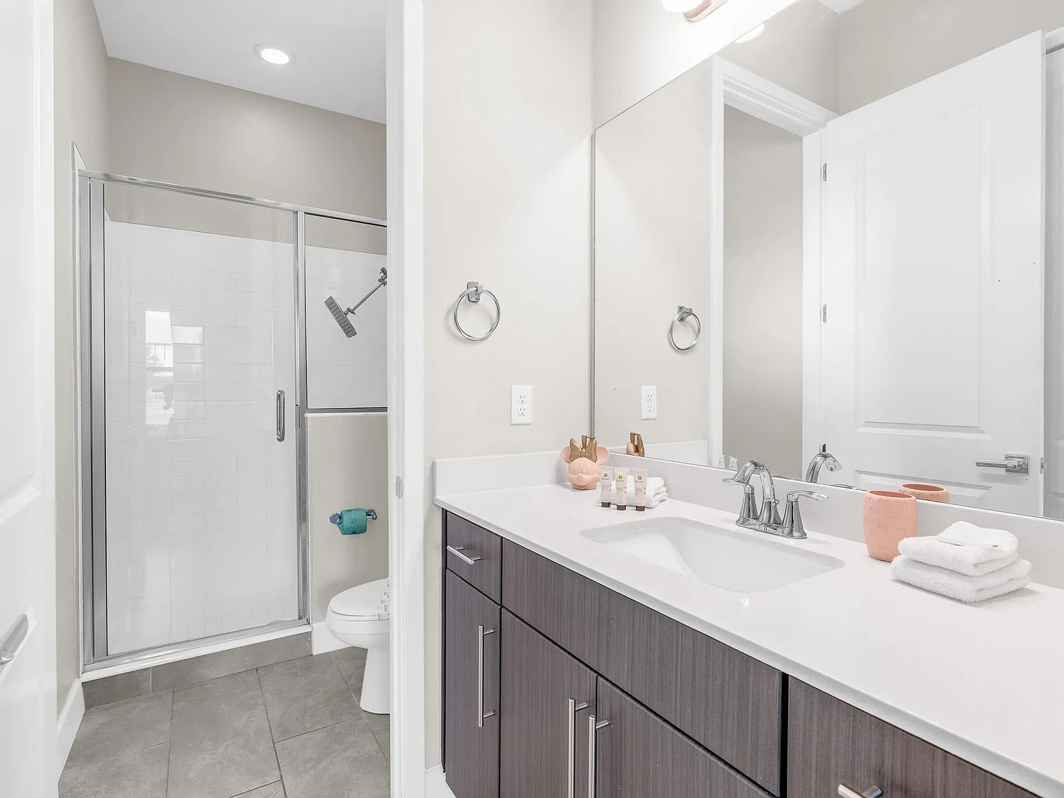 4 bed, 2205 sqft, $2,800 — Photo 3