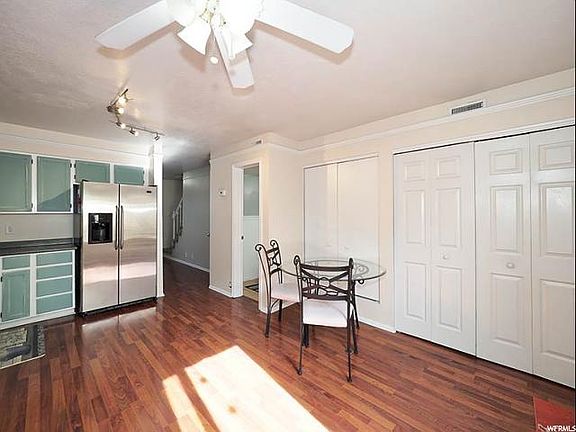 5th image of 2889 S Clearbrook Dr