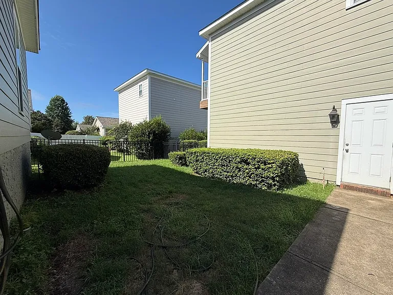 3640 Biltmore Ave — Photo 26