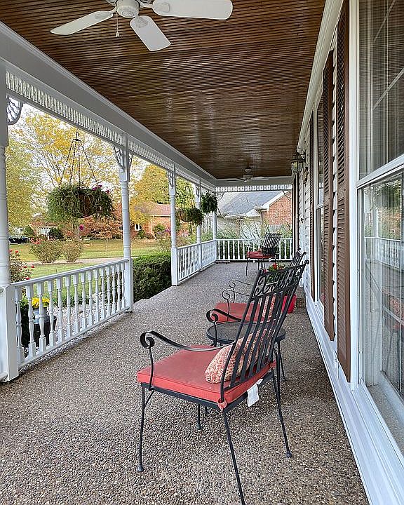 1st image of 1013 Cobblestone Cir