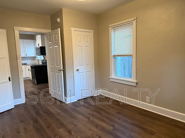 316 W Mill St #3 — Photo 5