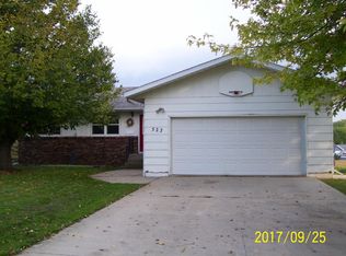 523 Parsons St, Spring Valley, MN 55975