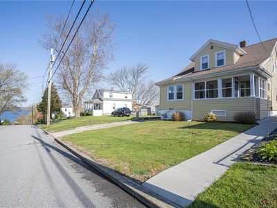 192 Hilton St, Tiverton, RI, 02878