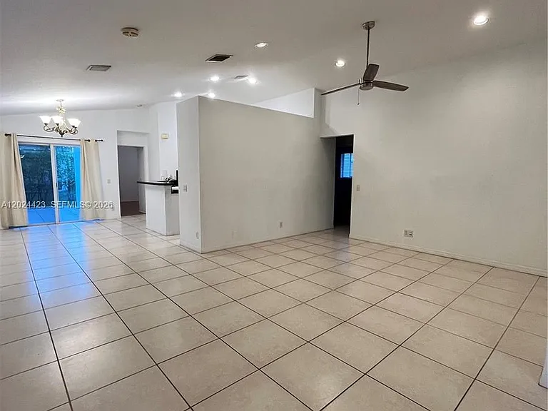 1467 Sunset Way — Photo 6